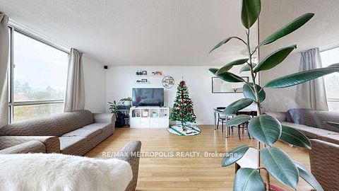 Photo 8 at 713 - 10 Martha Eaton Way, Amesbury, Toronto