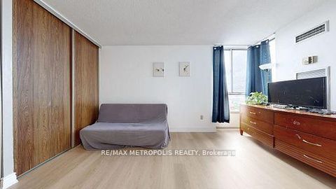 Photo 14 at 713 - 10 Martha Eaton Way, Amesbury, Toronto