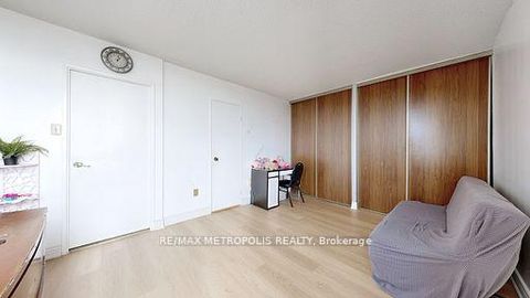 Photo 15 at 713 - 10 Martha Eaton Way, Amesbury, Toronto