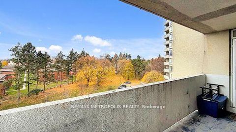 Photo 22 at 713 - 10 Martha Eaton Way, Amesbury, Toronto