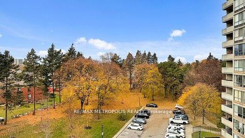 Photo 25 at 713 - 10 Martha Eaton Way, Amesbury, Toronto
