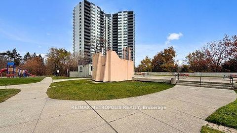 Photo 30 at 713 - 10 Martha Eaton Way, Amesbury, Toronto