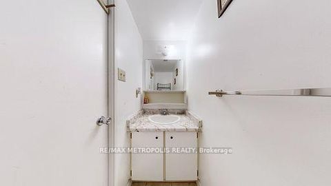 Photo 44 at 713 - 10 Martha Eaton Way, Amesbury, Toronto