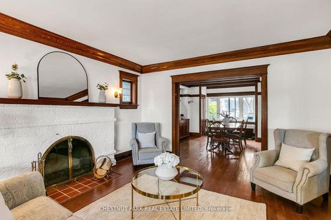 Photo 5 at 4 Biggar Avenue, Wychwood, Toronto