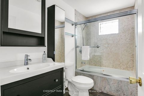Photo 21 at 4 Biggar Avenue, Wychwood, Toronto