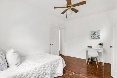 Photo 23 at 4 Biggar Avenue, Wychwood, Toronto