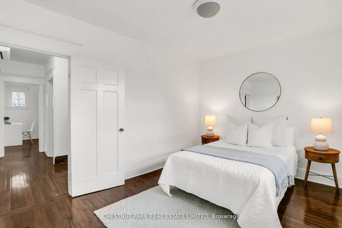 Photo 27 at 4 Biggar Avenue, Wychwood, Toronto