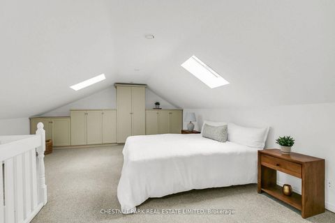 Photo 28 at 4 Biggar Avenue, Wychwood, Toronto