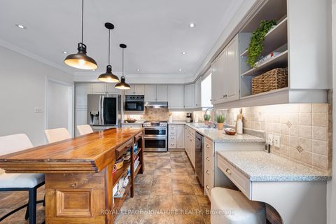 Photo 11 at 230 Rouge Hills Drive, Rouge E10, Toronto