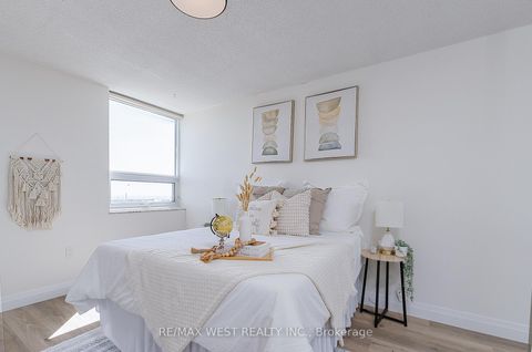 Photo 16 at 1509 - 121 Ling Road, West Hill, Toronto