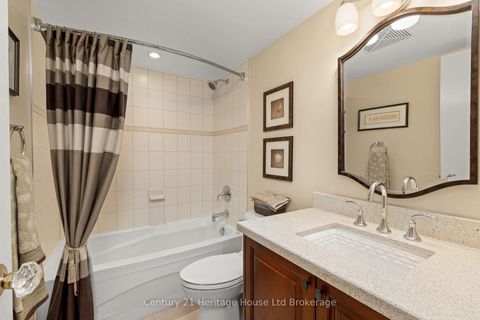 Photo 17 at 409 - 820 Burnhamthorpe Road, Markland Wood, Toronto