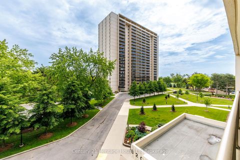 Photo 28 at 409 - 820 Burnhamthorpe Road, Markland Wood, Toronto