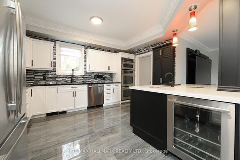 Photo 15 at 88 Colonel Danforth Trail, Centennial Scarborough, Toronto
