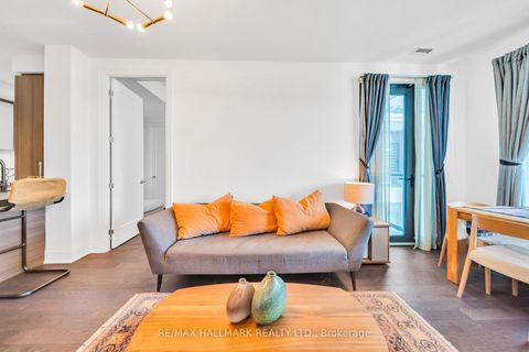 Photo 7 at GPH22 - 280 Howland Avenue, Annex, Toronto