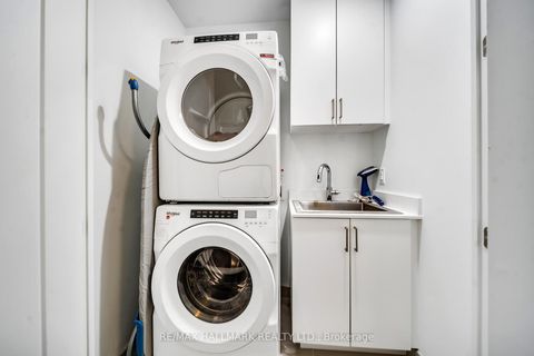 Photo 17 at GPH22 - 280 Howland Avenue, Annex, Toronto