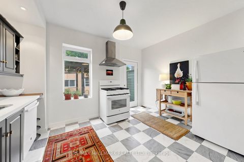 Photo 8 at 648 Pape Avenue, North Riverdale, Toronto