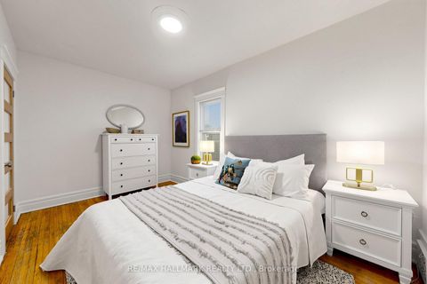Photo 13 at 648 Pape Avenue, North Riverdale, Toronto