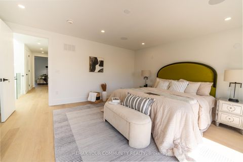 Photo 18 at 360 Woodmount Avenue, East York, Toronto