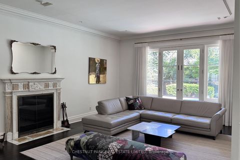 Photo 5 at 1 Glen Edyth Place, Casa Loma, Toronto