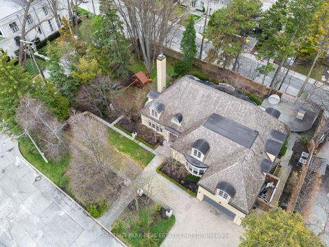 Photo 35 at 1 Glen Edyth Place, Casa Loma, Toronto
