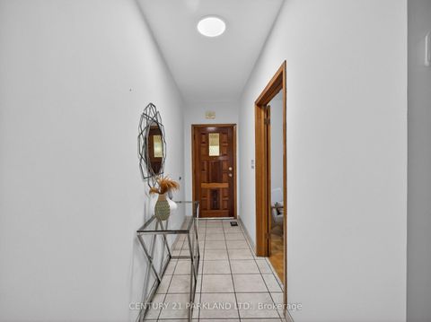 Photo 2 at 26 Earlscourt Avenue, Davenport, Toronto