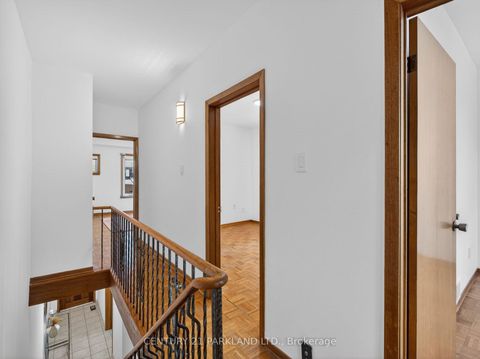 Photo 14 at 26 Earlscourt Avenue, Davenport, Toronto