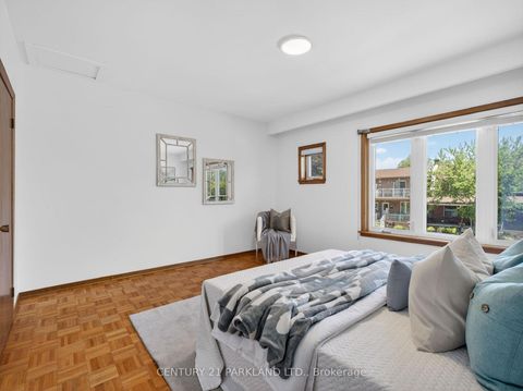 Photo 17 at 26 Earlscourt Avenue, Davenport, Toronto
