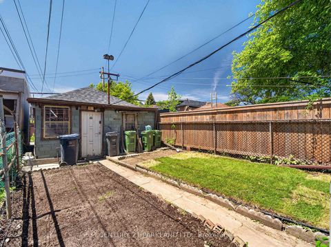 Photo 36 at 26 Earlscourt Avenue, Davenport, Toronto