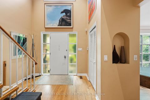 Photo 5 at 1 Vyner Road, Windfields, Toronto