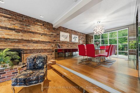 Photo 15 at 1 Vyner Road, Windfields, Toronto