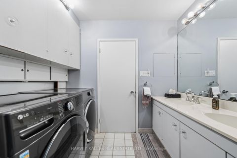 Photo 23 at 1 Vyner Road, Windfields, Toronto