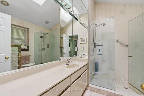 Photo 30 at 1 Vyner Road, Windfields, Toronto