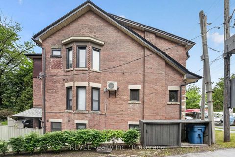 Photo 3 at 380 Spadina Road, Forest Hill South, Toronto
