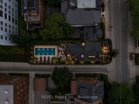 Photo 16 at 380 Spadina Road, Forest Hill South, Toronto