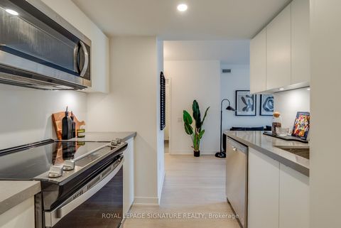Photo 6 at 523 - 500 Wilson Avenue, Clanton Park, Toronto