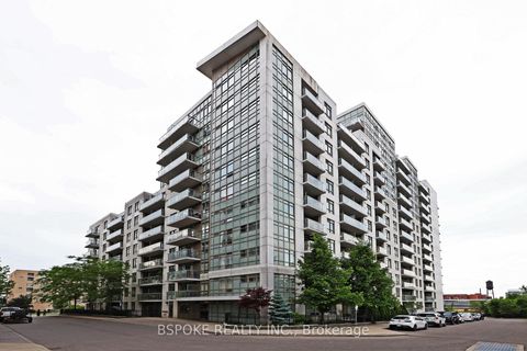 Photo 26 at 722 - 812 Lansdowne Avenue, Junction, Toronto