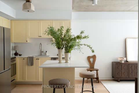Photo 1 at 214 - 816 Lansdowne Avenue, Junction, Toronto