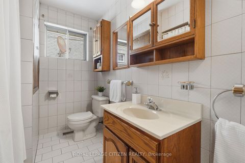 Photo 15 at 59 Otonabee Avenue, Newtonbrook East, Toronto