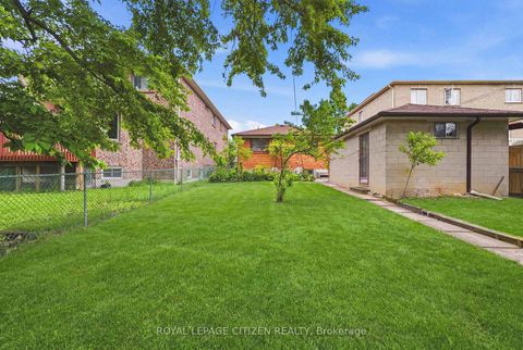 Photo 26 at 59 Otonabee Avenue, Newtonbrook East, Toronto