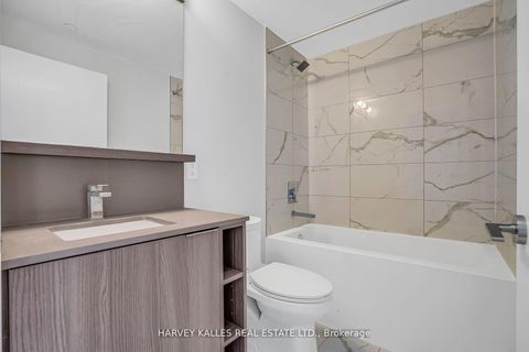 Photo 15 at TH5 - 85 Wood Street, Yonge Corridor, Toronto
