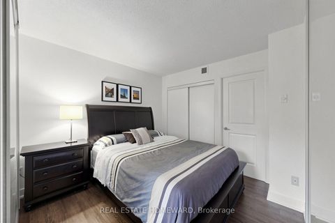 Photo 8 at 402 - 23 Sheppard Avenue E, Willowdale East, Toronto