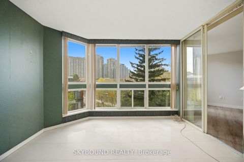 Photo 34 at 511 - 10 Kenneth Avenue, Willowdale East, Toronto