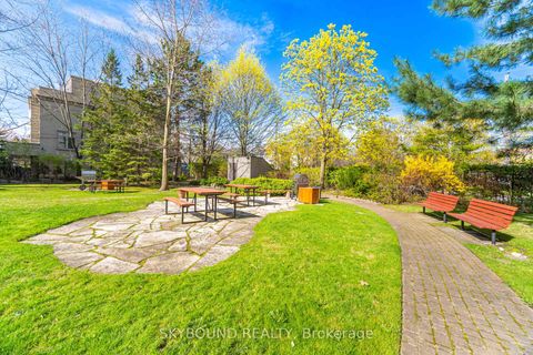 Photo 47 at 511 - 10 Kenneth Avenue, Willowdale East, Toronto
