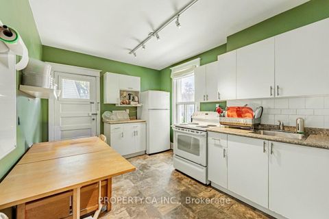 Photo 6 at 133 Drayton Avenue, Woodbine Corridor, Toronto