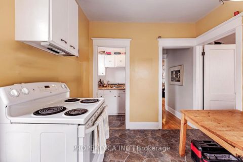 Photo 13 at 133 Drayton Avenue, Woodbine Corridor, Toronto