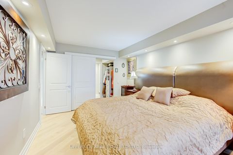 Photo 28 at 1204 - 91 Townsgate Drive, Yorkhill, Vaughan