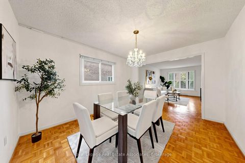 Photo 8 at 9 Kingsplate Crescent, Clairville, Toronto