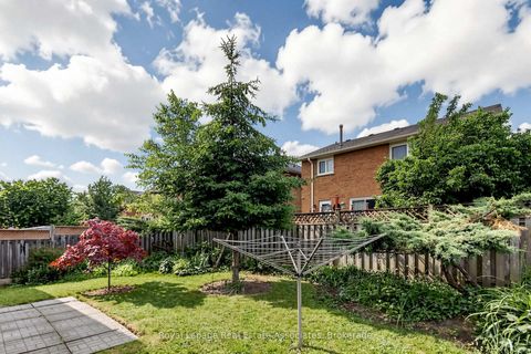 Photo 49 at 9 Kingsplate Crescent, Clairville, Toronto