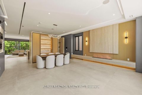 Photo 5 at 107 Elmwood Avenue, Willowdale East, Toronto