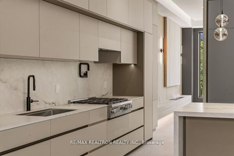 Photo 10 at 107 Elmwood Avenue, Willowdale East, Toronto